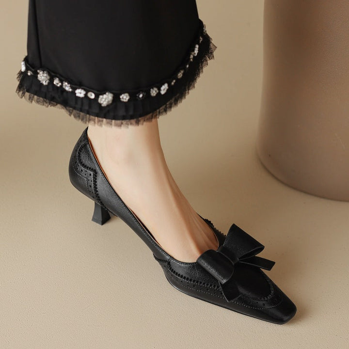 Célora Leather Ribbon Pumps